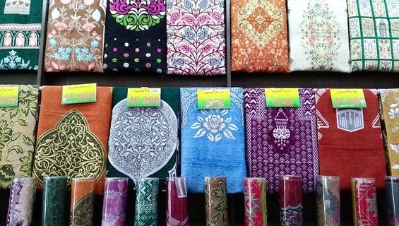 Grosir Sajadah Masjid Roll di Cibinong Bogor Untuk Berbagai Kebutuhan!